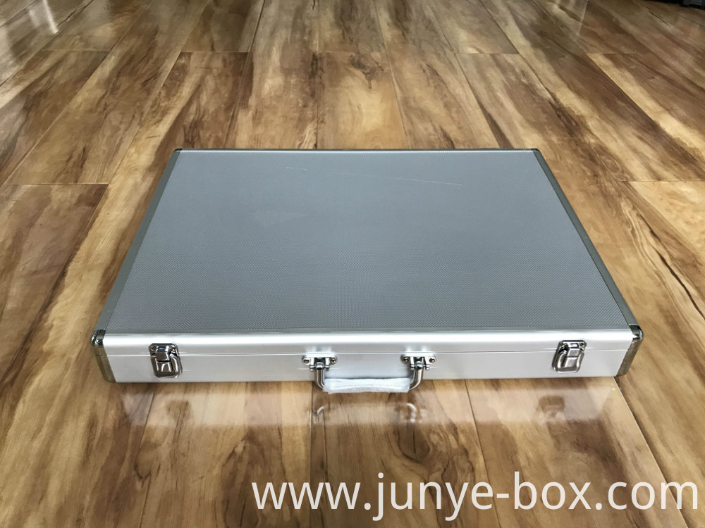 Silver Aluminum Case Silver Aluminum Case